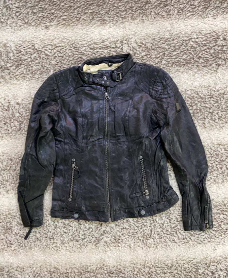 A descriptive alt text for this image