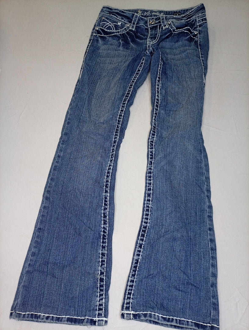 A descriptive alt text for this image