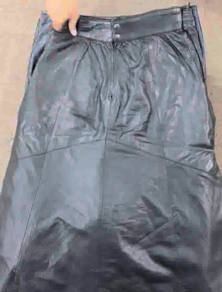 Leather Skirts 30 pcs