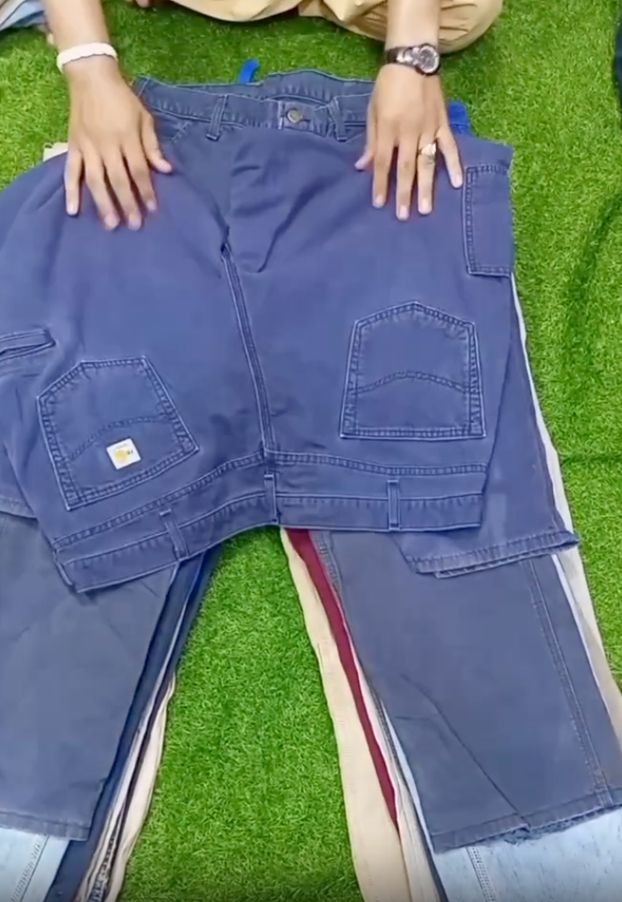 Carhartt pant 23 pieces