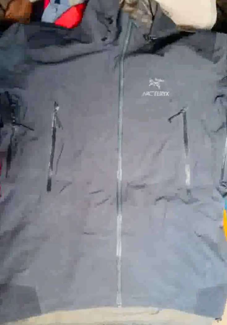 Arc'teryx Gore tex & mix jackets