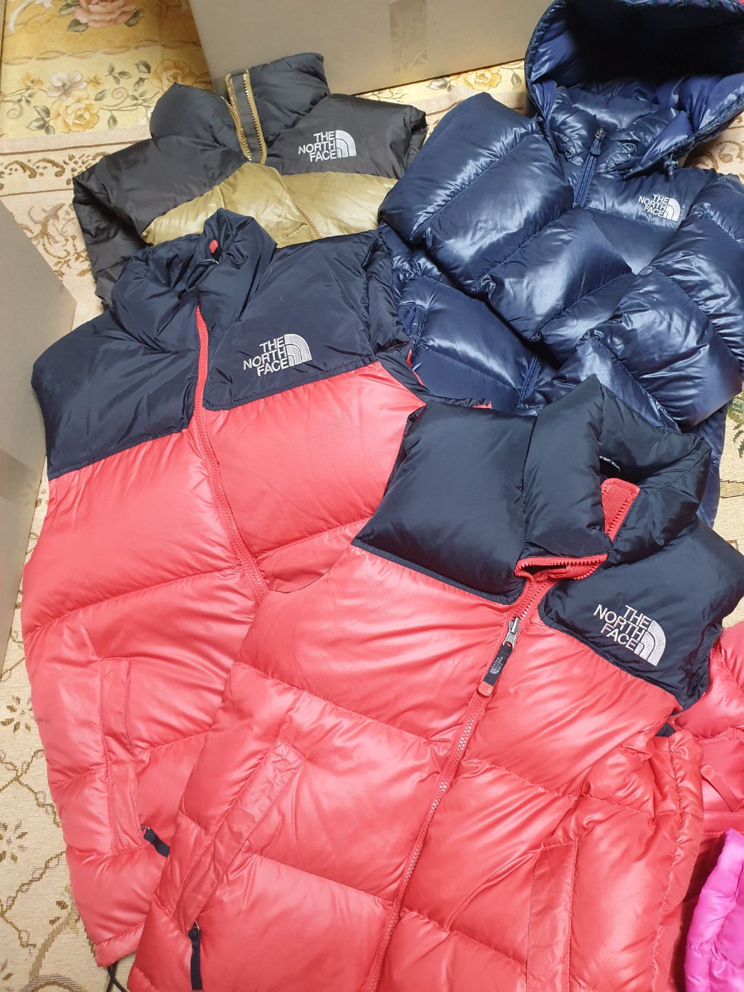 30% off Grade A TNF Puffers - Summer Clearance