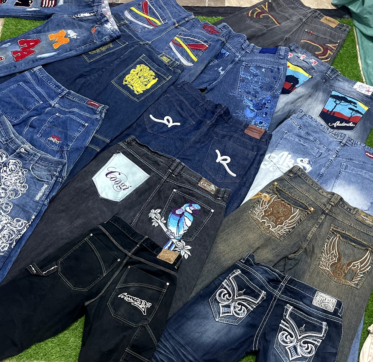Luxury & Hip Hop Baggy Jeans 25-Pieces + 1 Gift 🎁