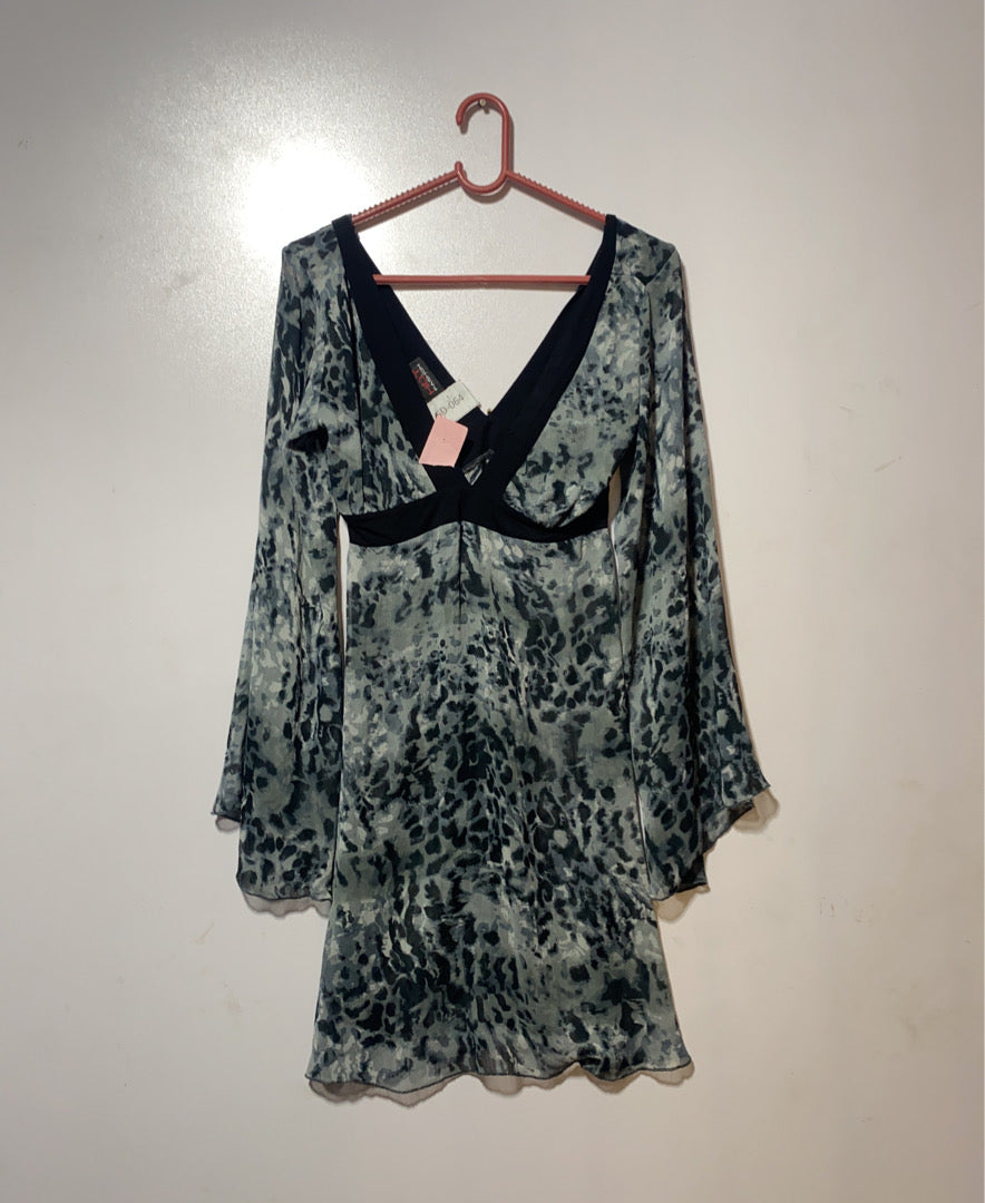 A descriptive alt text for this image