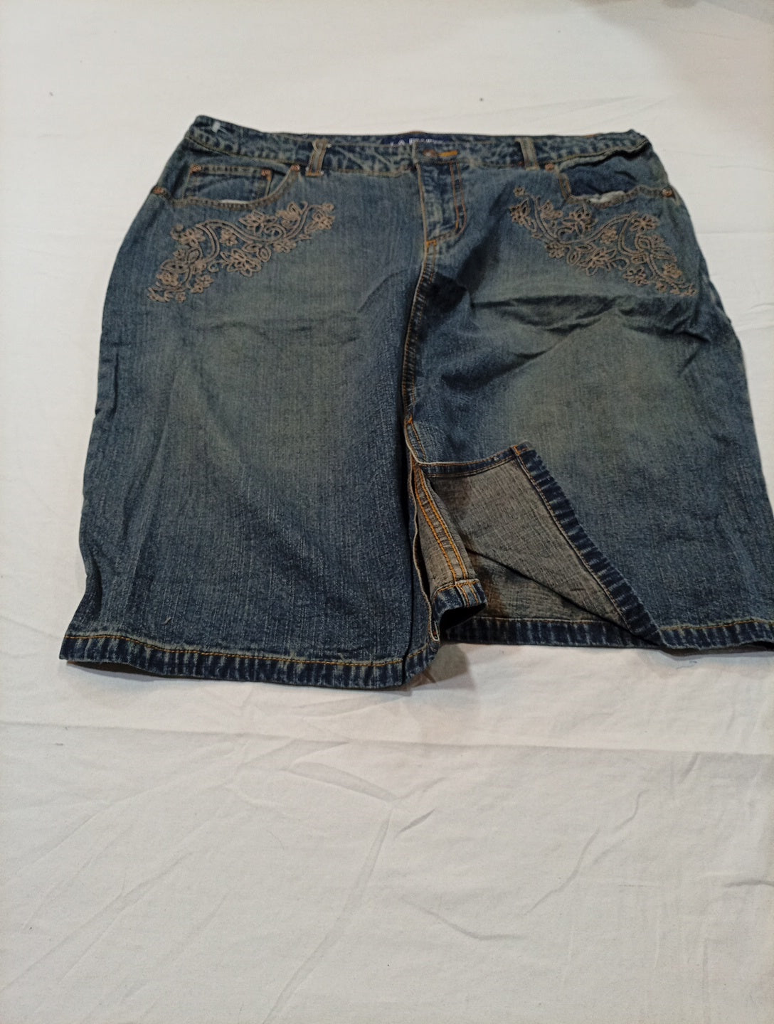 A descriptive alt text for this image