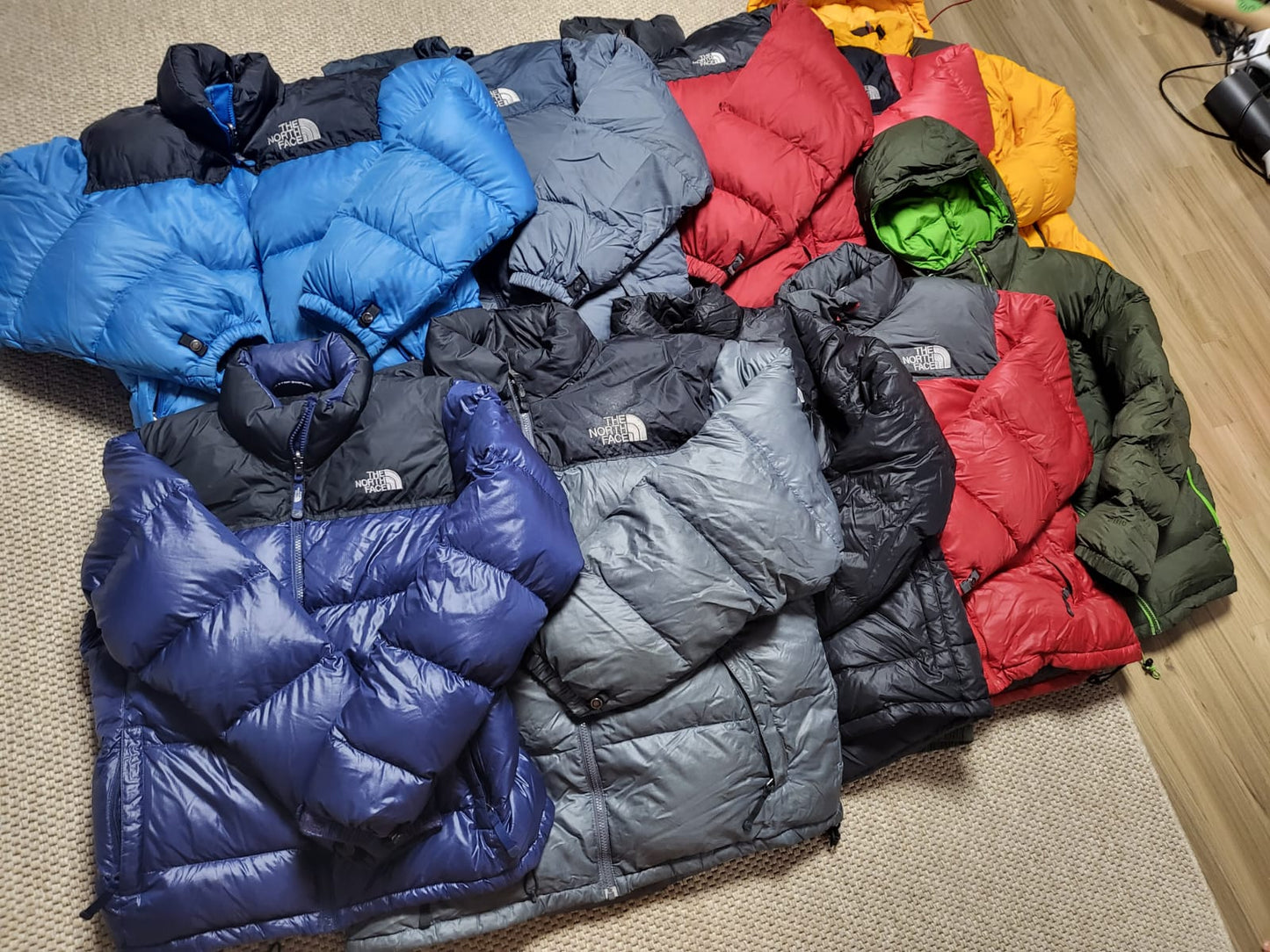 TNF Puffers Bundle (20 pcs)