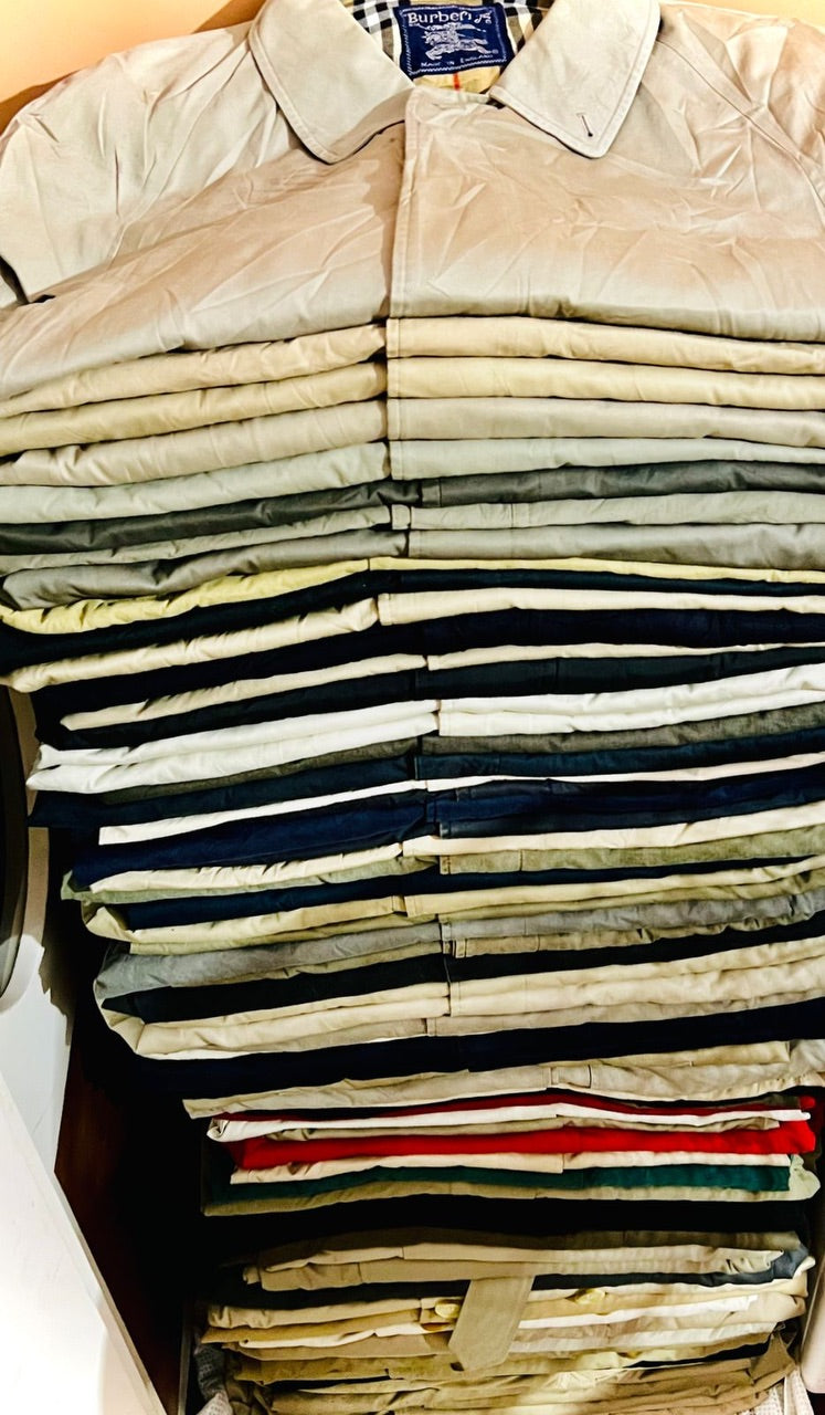 30 Burberry trenches