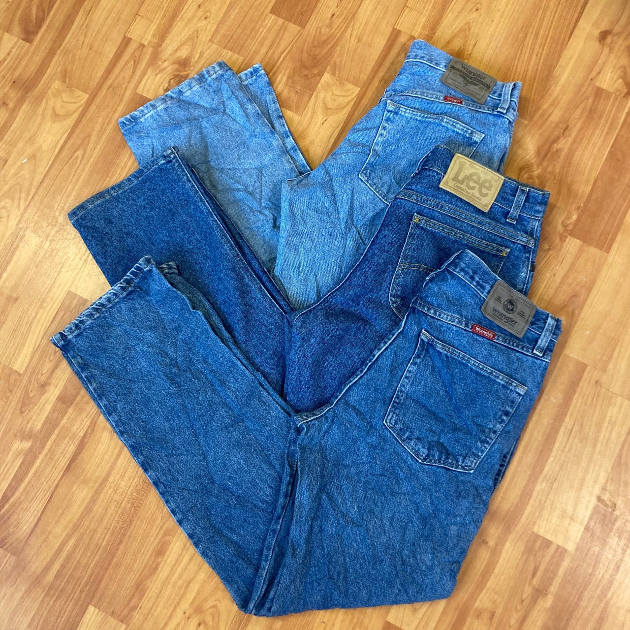 Wrangler and Lee Jeans A Grade - 20 Pieces