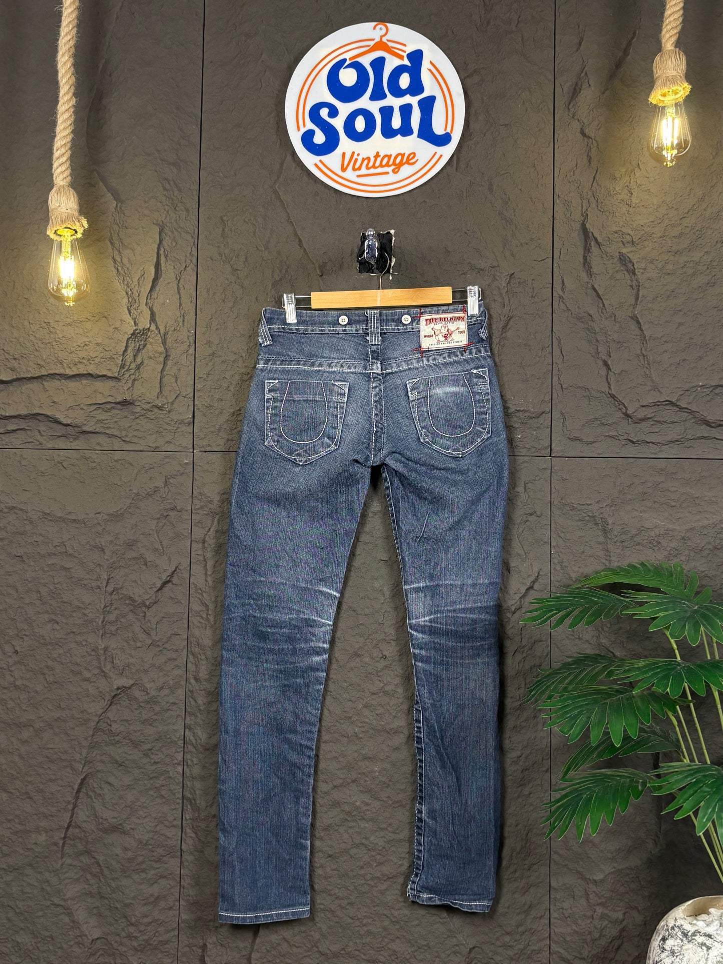 A descriptive alt text for this image