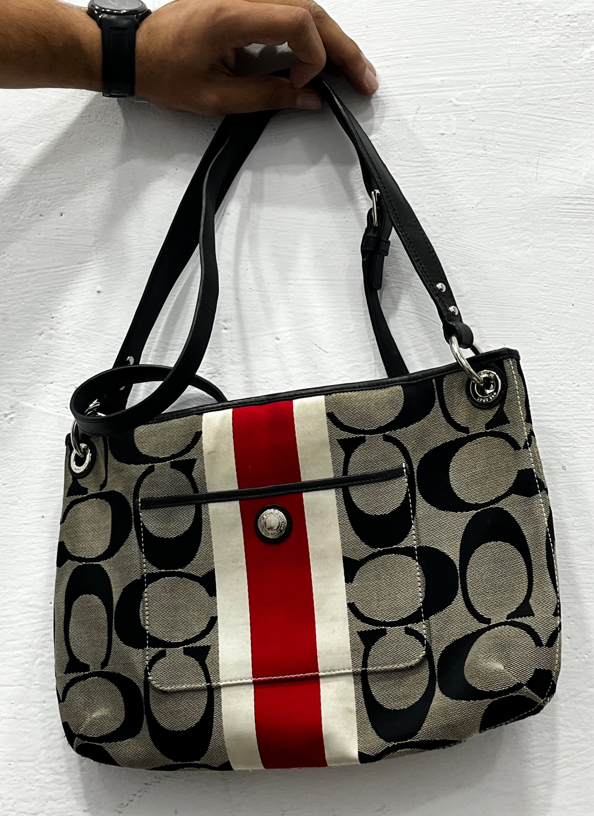 A descriptive alt text for this image