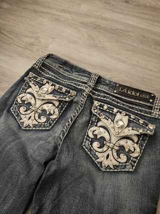 A descriptive alt text for this image