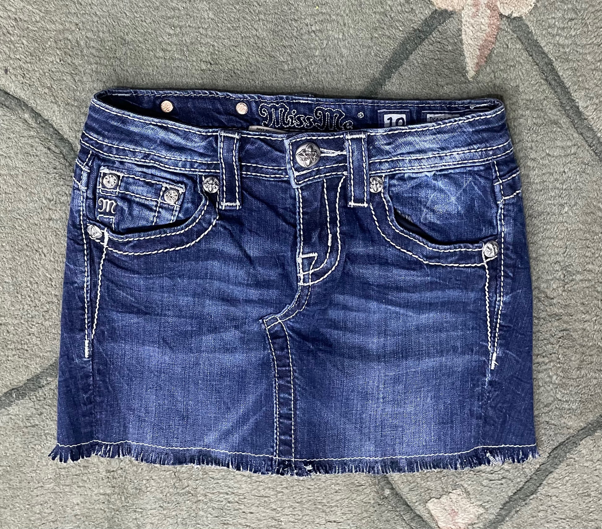 A descriptive alt text for this image