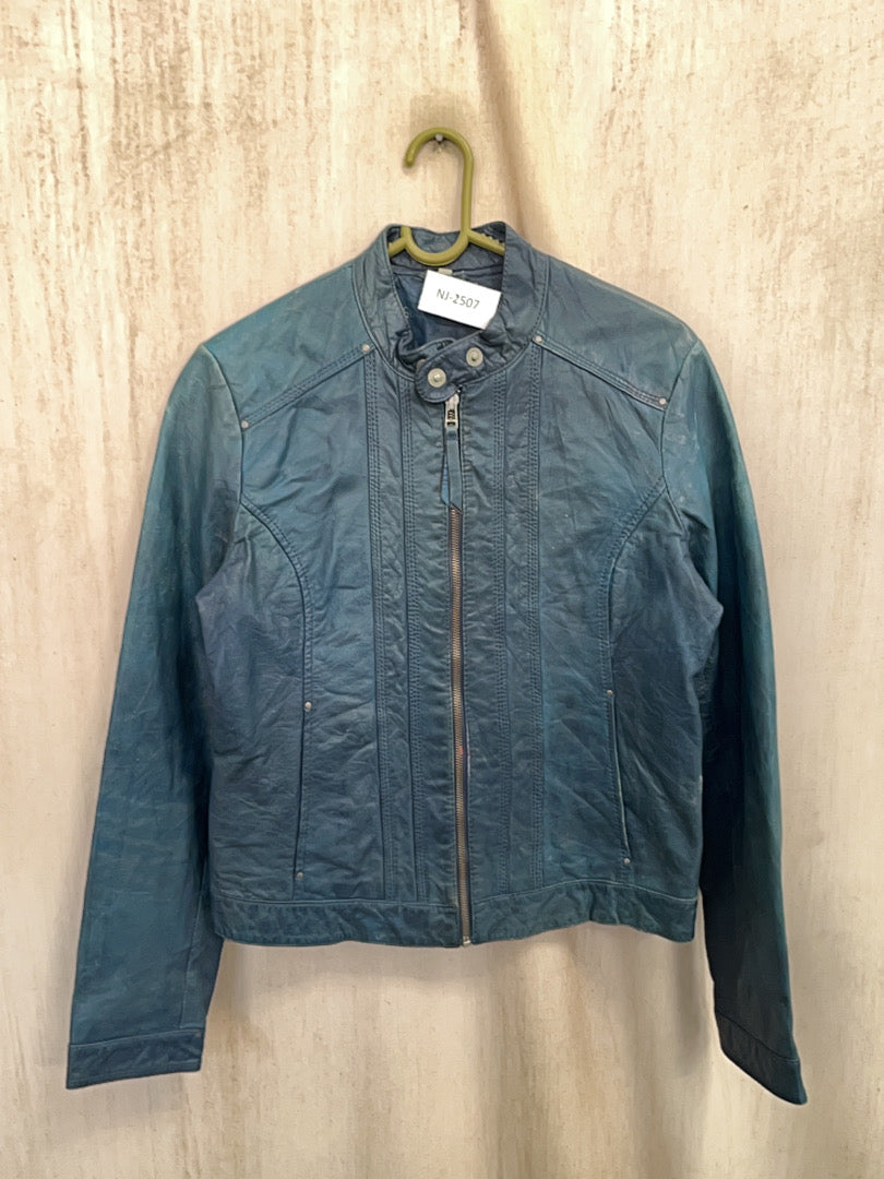 A descriptive alt text for this image