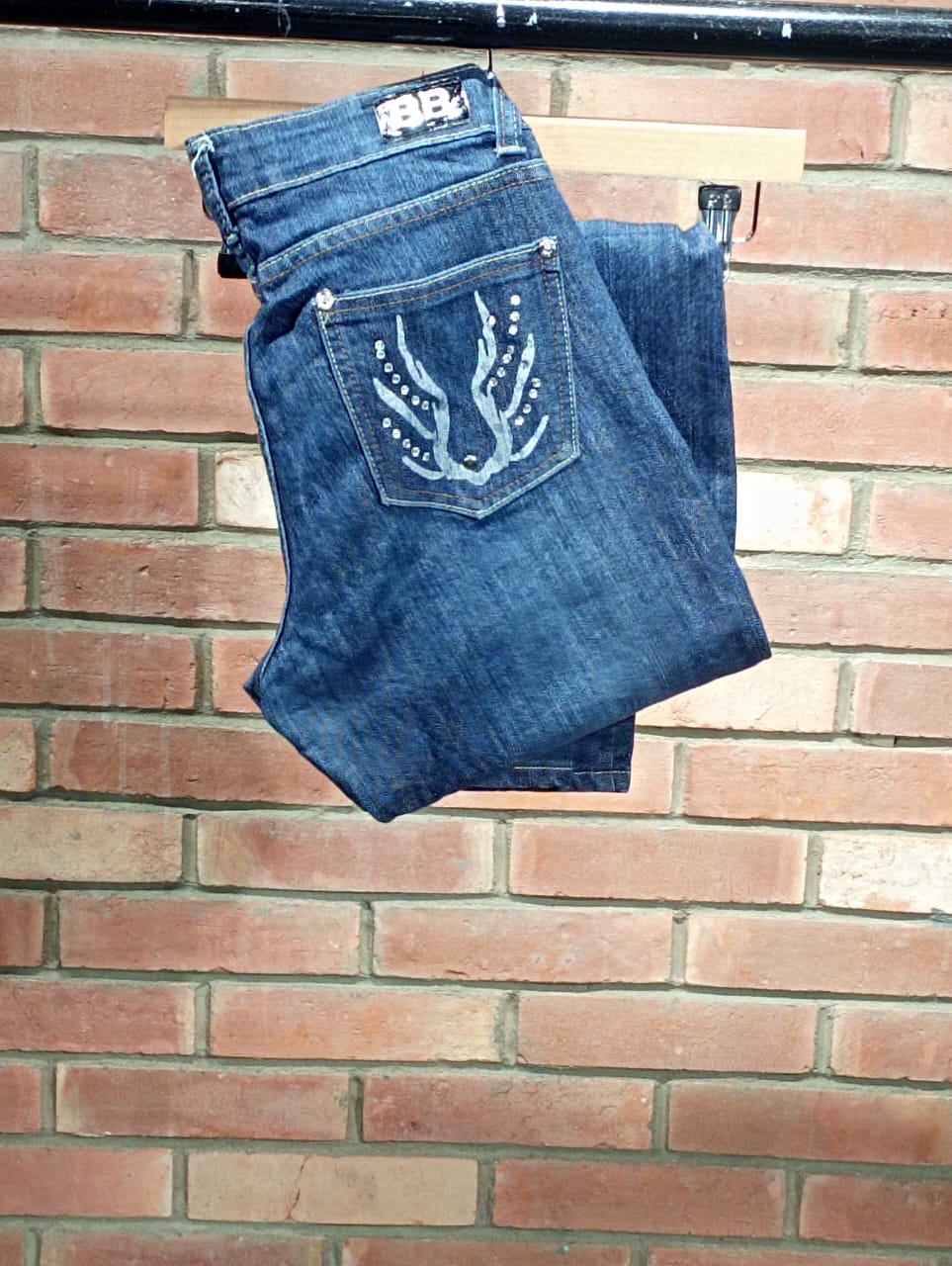 A descriptive alt text for this image