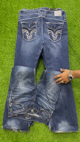 A descriptive alt text for this image