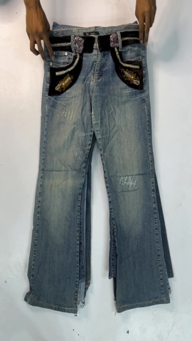 A descriptive alt text for this image