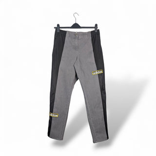 A descriptive alt text for this image