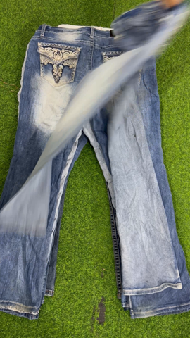 A descriptive alt text for this image