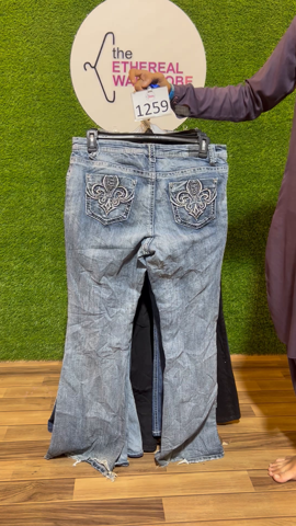 A descriptive alt text for this image