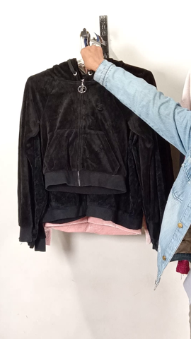 A descriptive alt text for this image