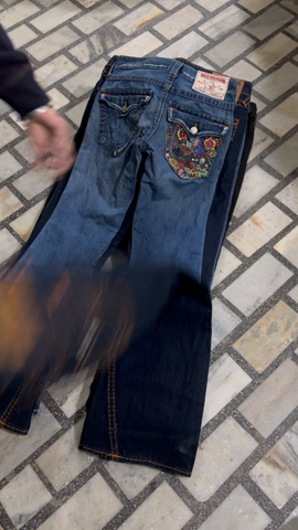 A descriptive alt text for this image