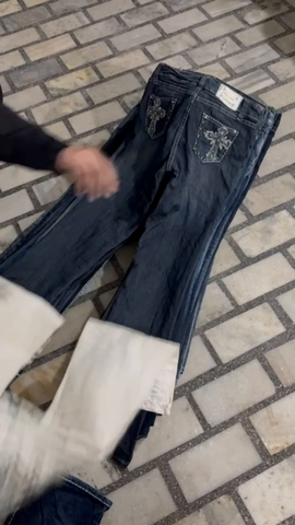 A descriptive alt text for this image