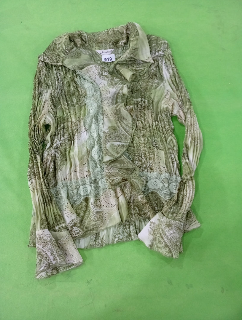 A descriptive alt text for this image