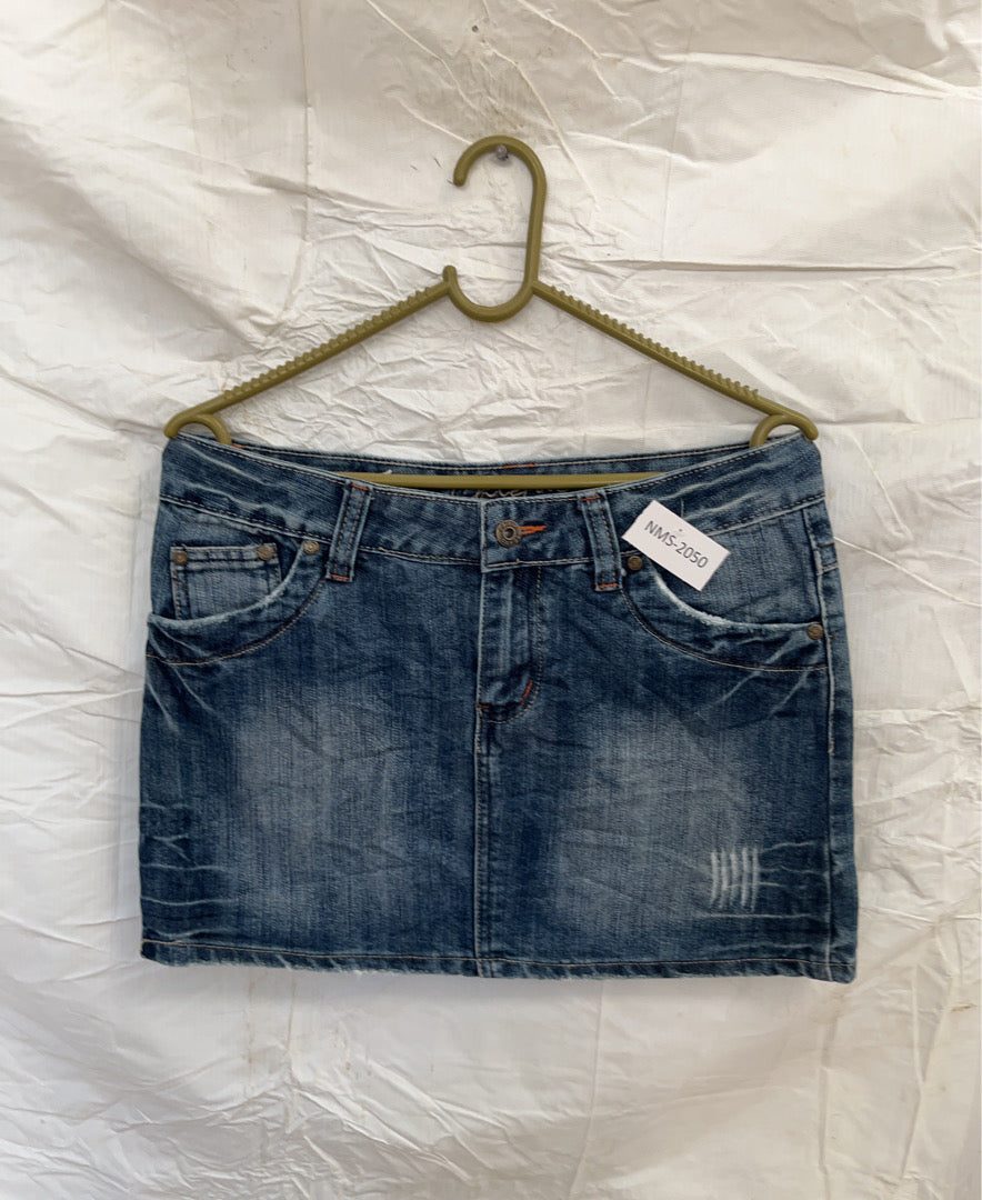 A descriptive alt text for this image