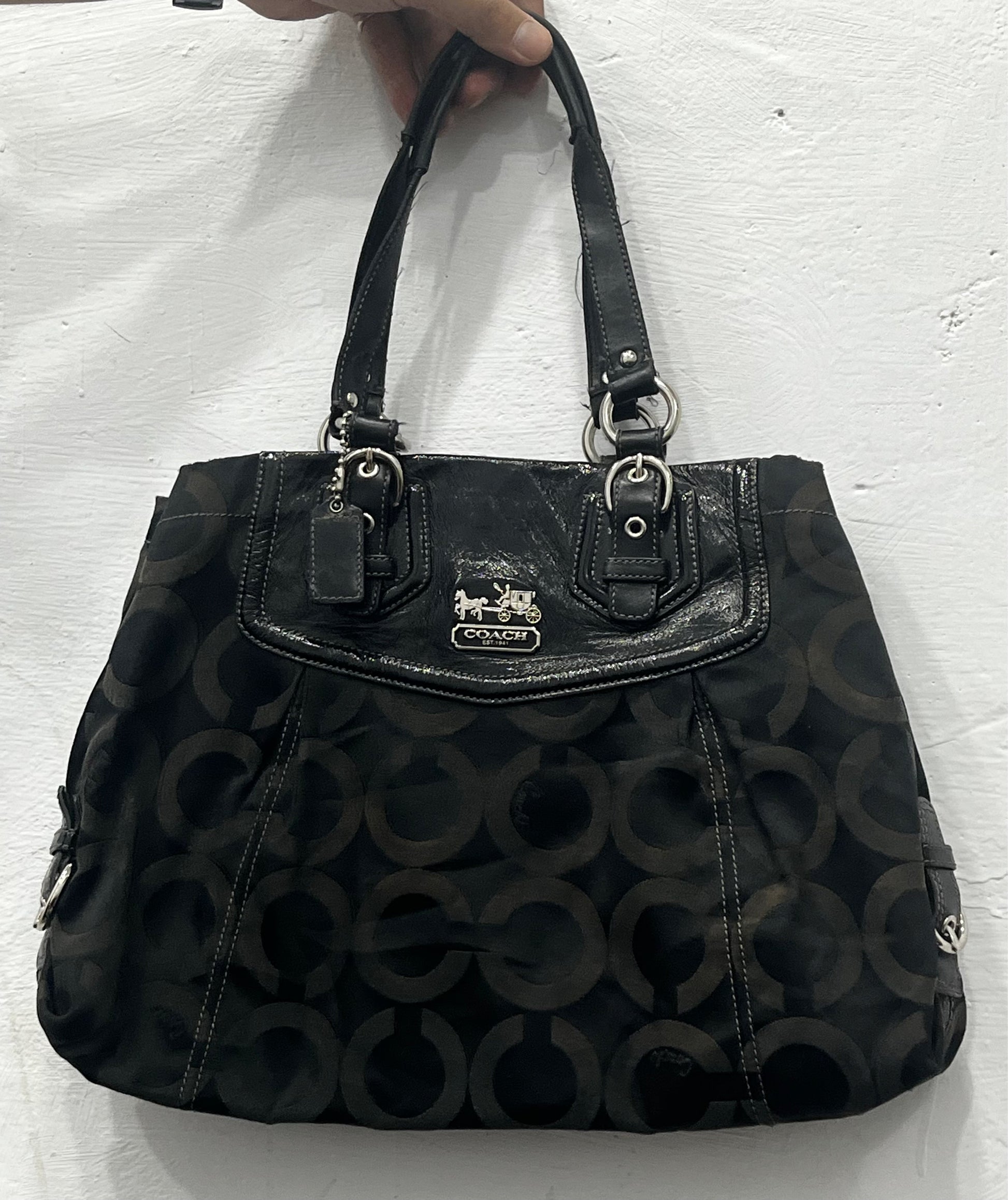 A descriptive alt text for this image