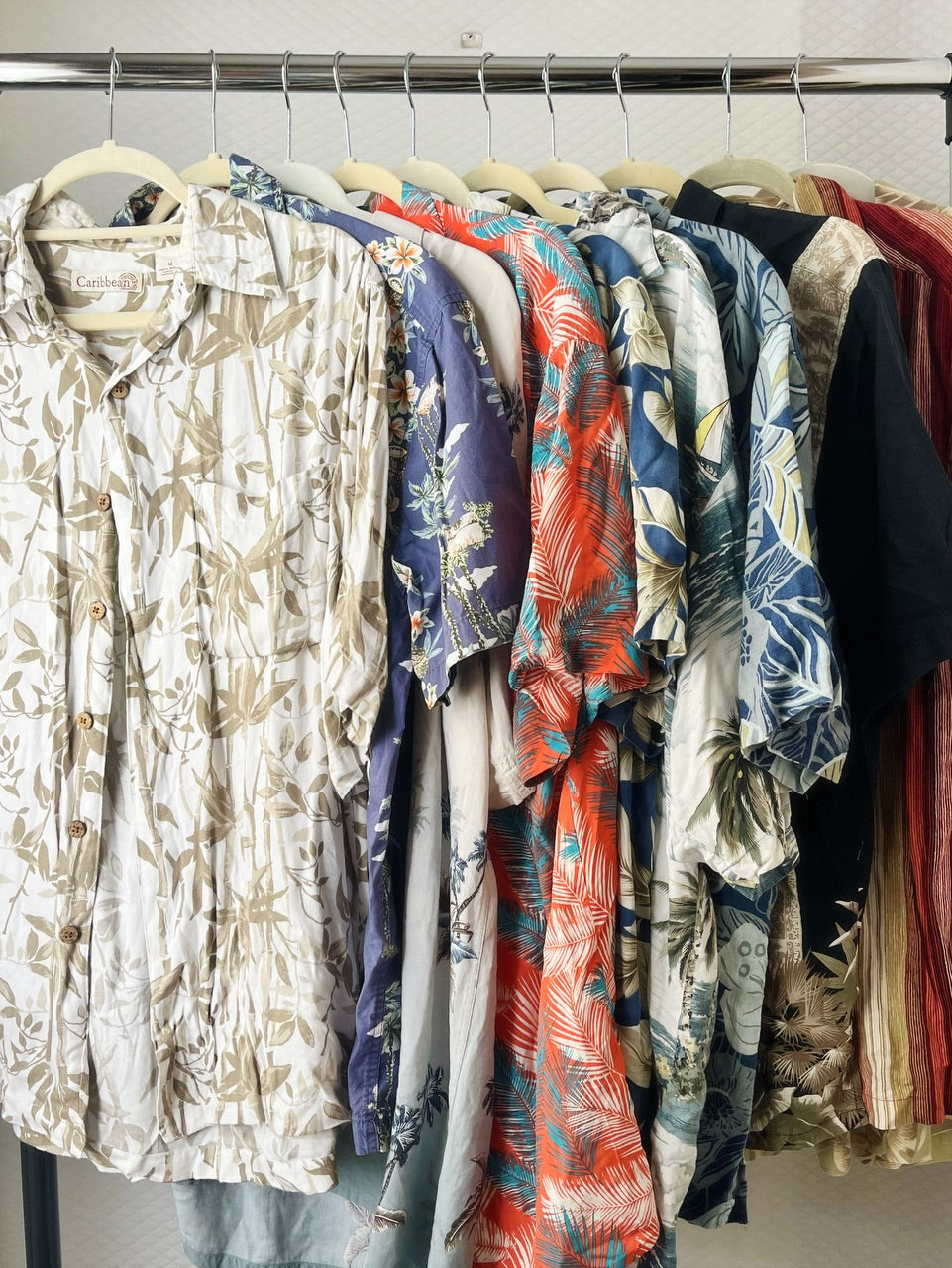 Hawaiian Shirts - 10 Pieces