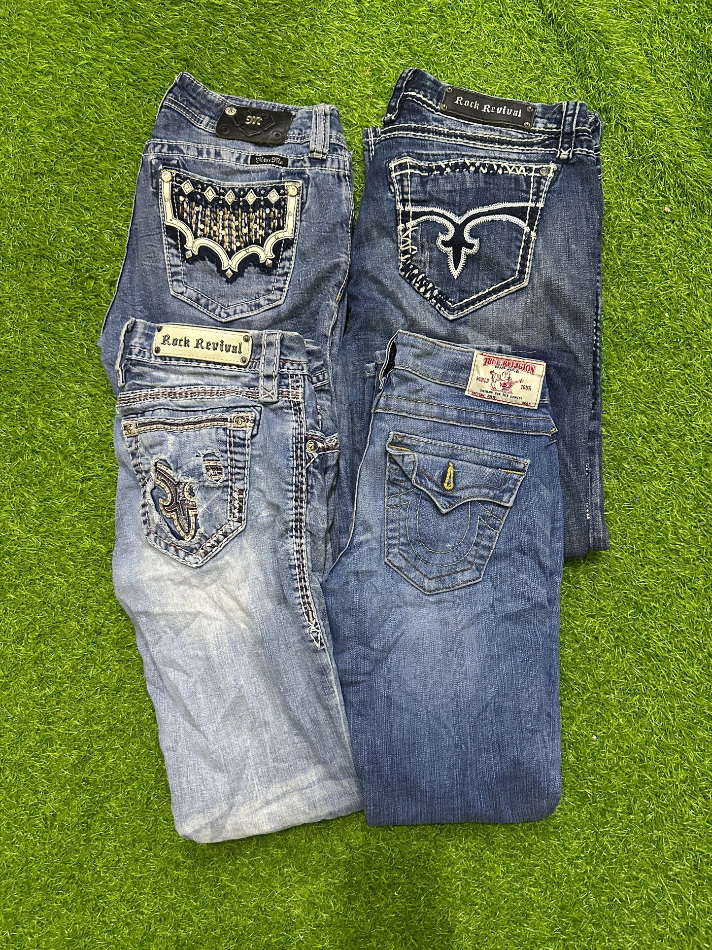 A descriptive alt text for this image