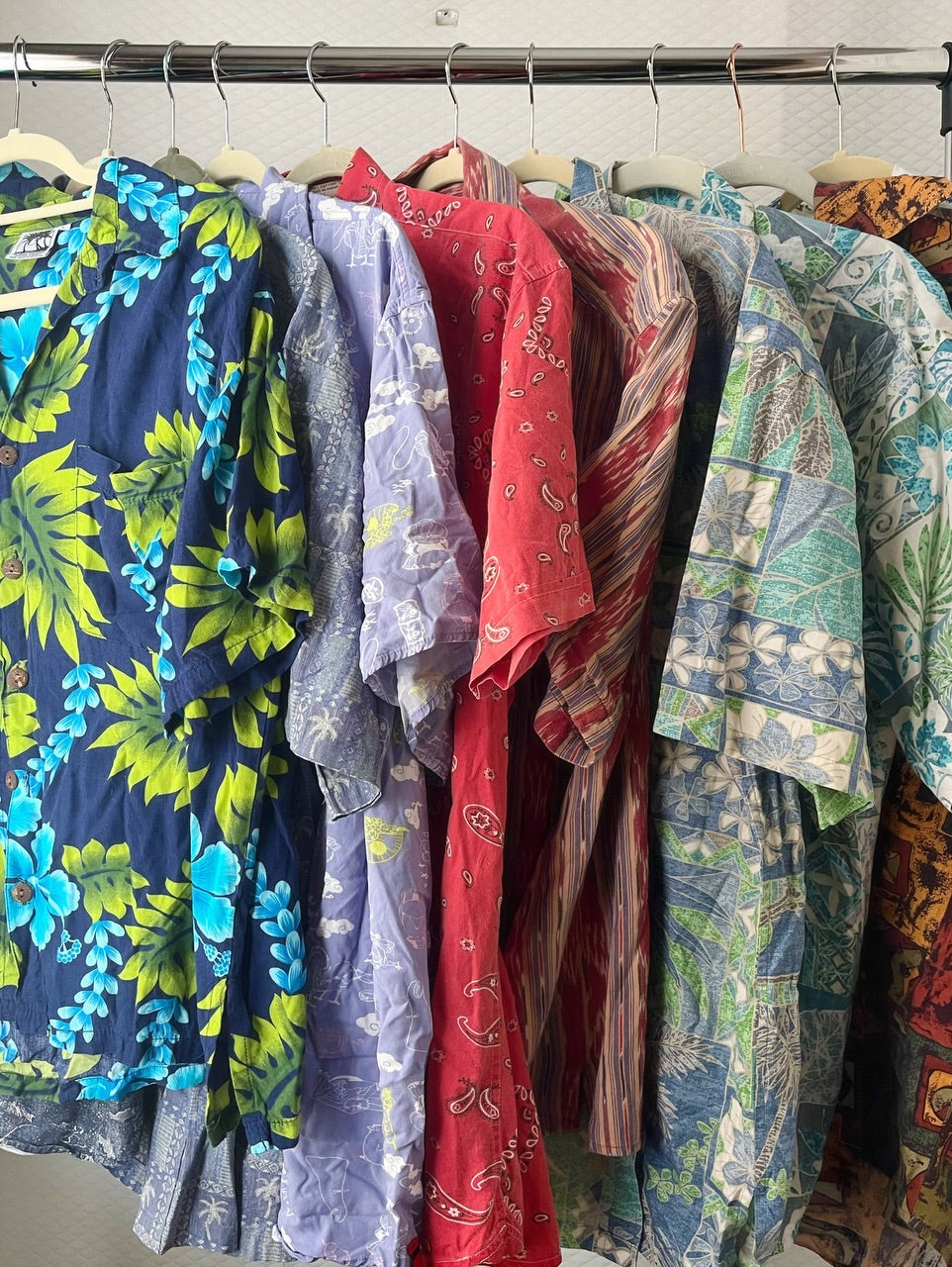 Hawaiian Shirts - 10 Pieces
