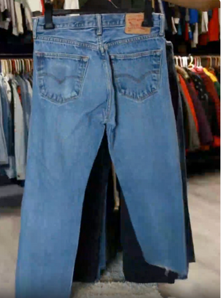 TK786 - Levis 501 Jeans