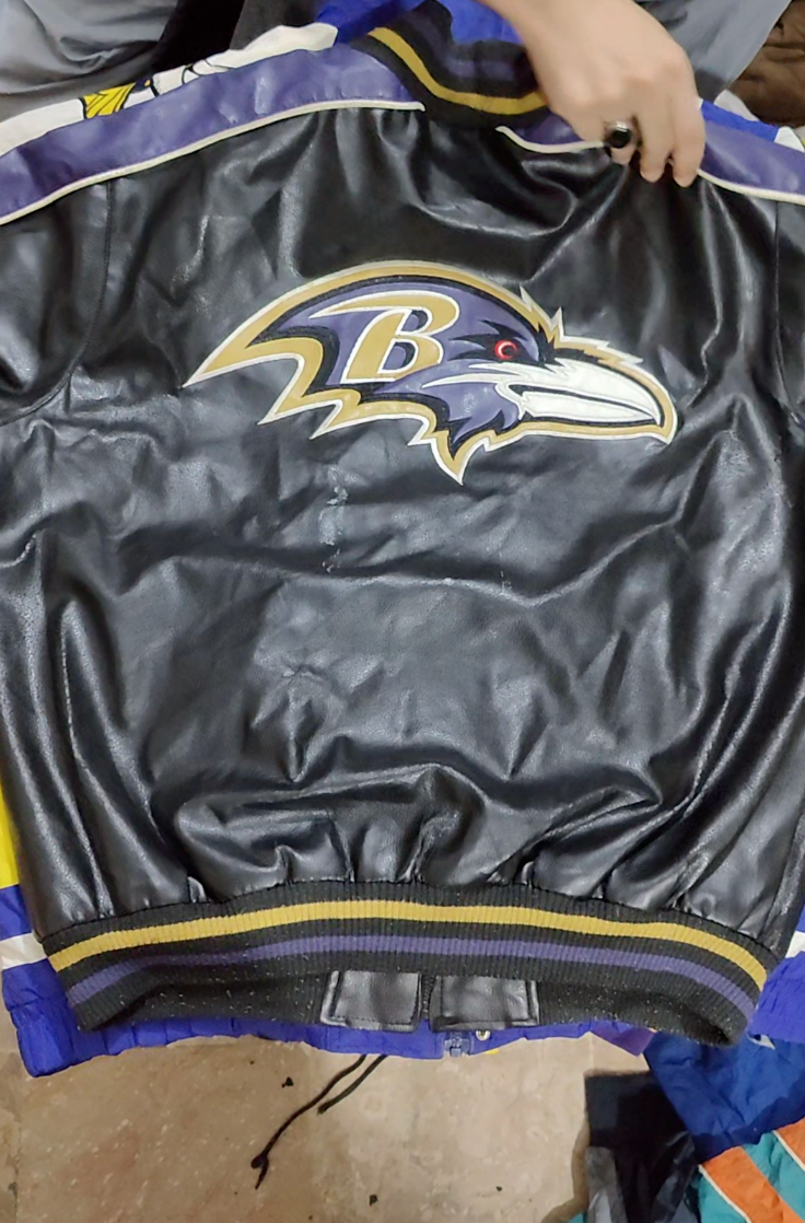 Starter Jacket A+B 30 pieces