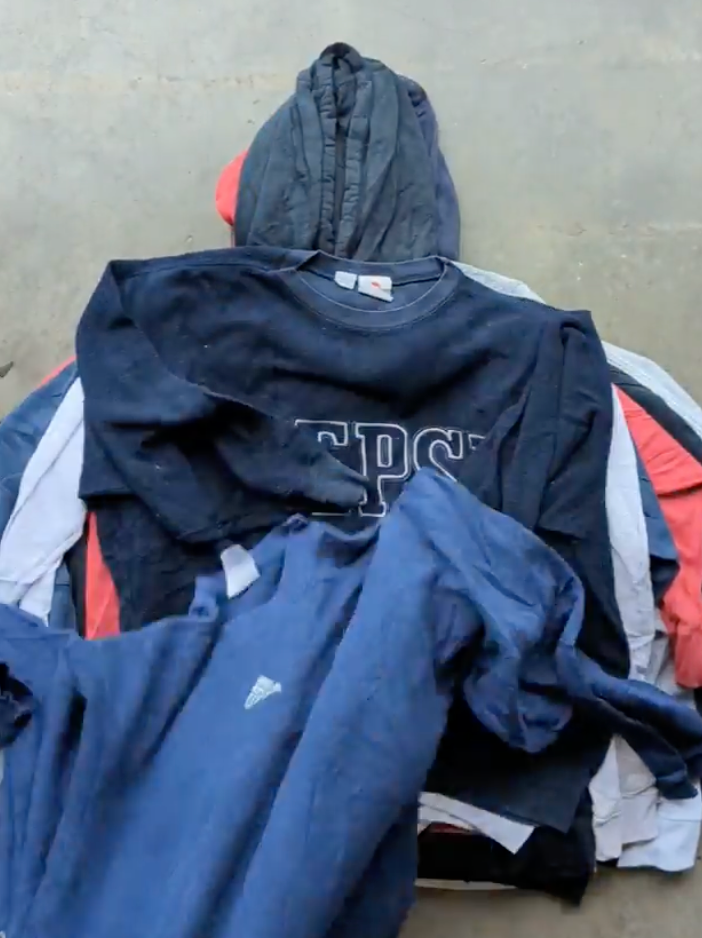 Branded Sweatshirt & Hoods