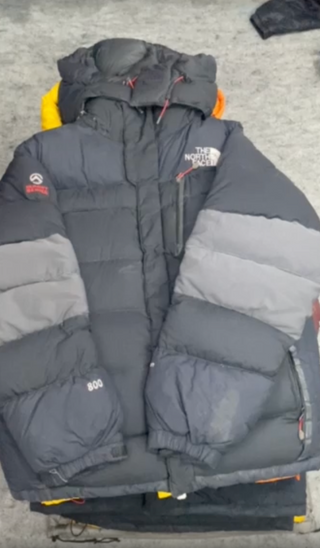 The North Face Puffer - 11 pieces