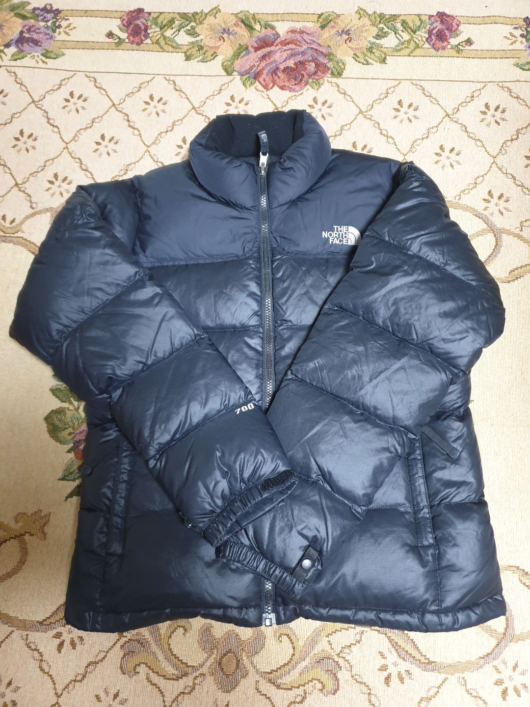 30% off Grade A TNF Puffers - Summer Clearance