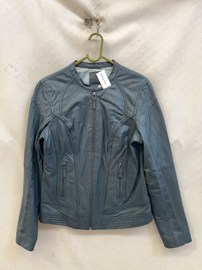 A descriptive alt text for this image