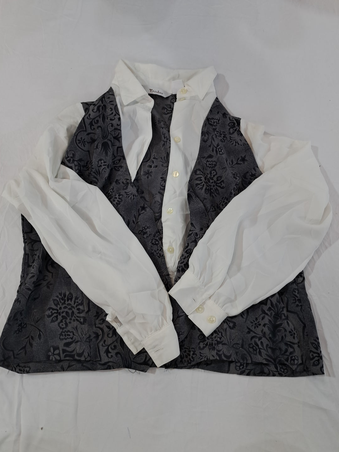 A descriptive alt text for this image