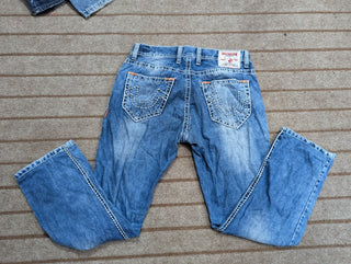 A descriptive alt text for this image