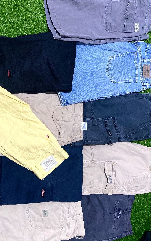 COOL BRANDED CARGO SHORTS-14 piece