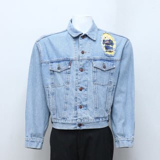 A descriptive alt text for this image