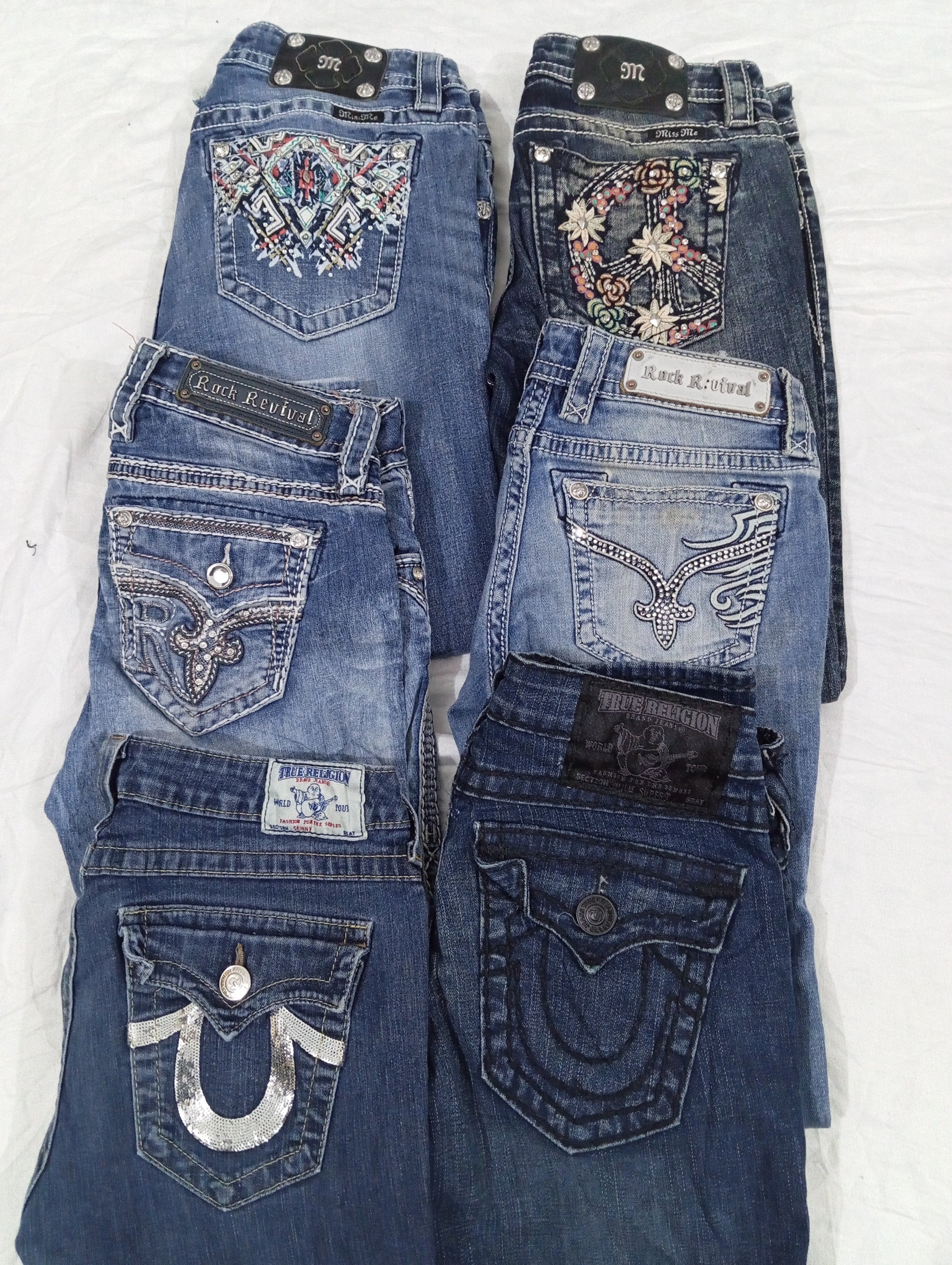 A descriptive alt text for this image