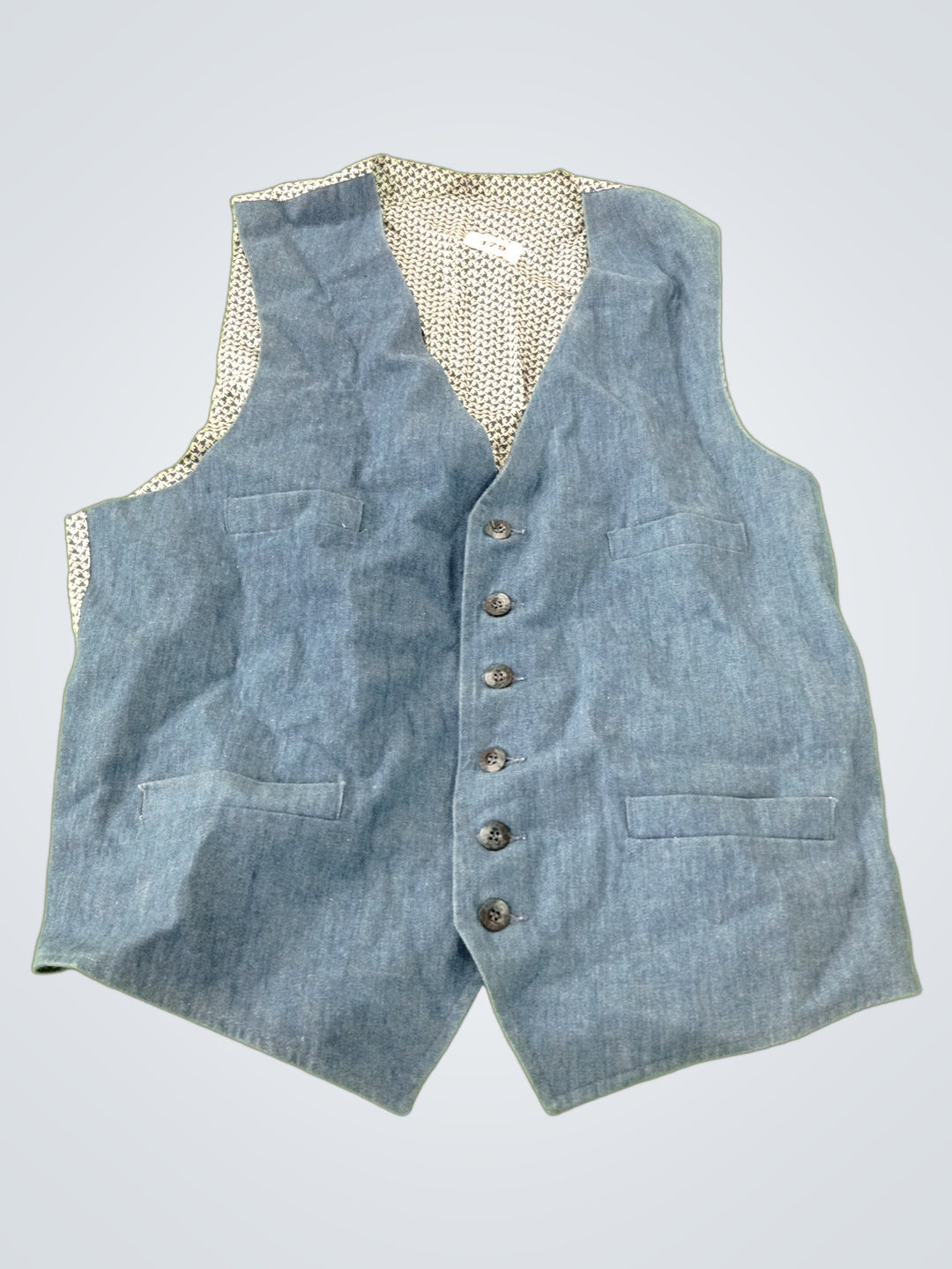A descriptive alt text for this image