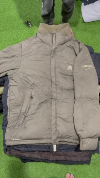 Branded puffer 80’s jacket 27 piece