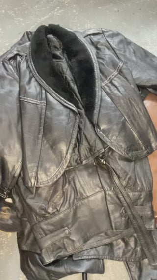17pc 80’s ladies leather jacket/coat mix