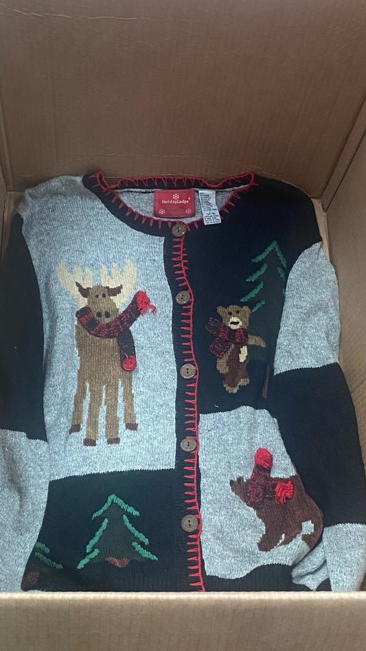Christmas Jumpers and Knitwear - 10 KG -Grade A and Grade B (Ungraded)
