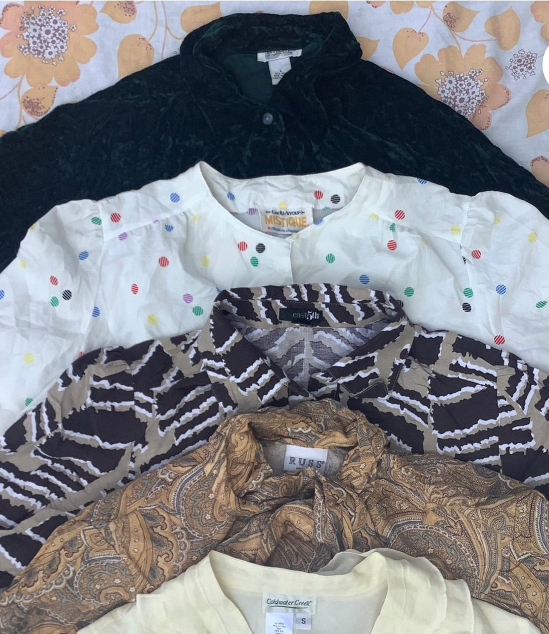 Vintage Ladies Long Sleeve Blouses - 25kg - Grade A /B
