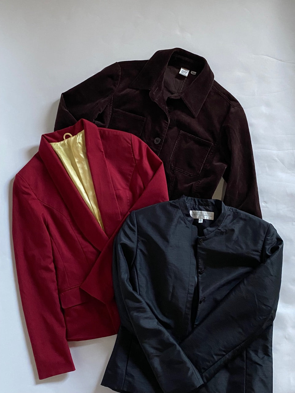 Women’s Solid Blazers (19pc)