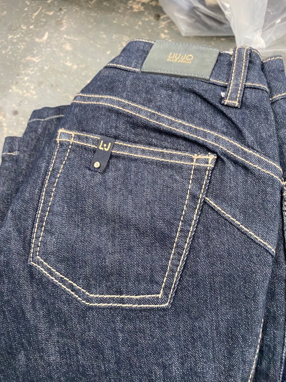 Y2K Designer 24pc Branded/Style Jeans Mix